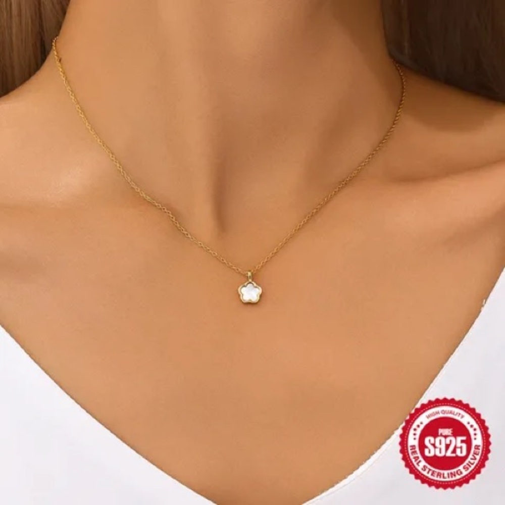 Gold and White Clover Pendant Necklace